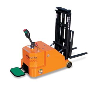 صفحه اصلی 21 لیفتراک برقی راننده ایستاده مدل SWC-1000L